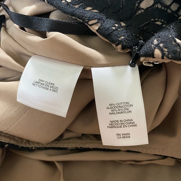 Anne Klein black lace se thru a line dress cap sleeves and tan lining size 4 - Picture 10 of 12